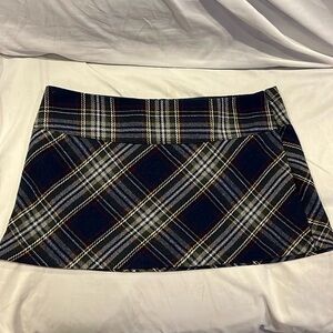 Aeropostale Women’s School Girl Plaid Mini Skirt size XL
